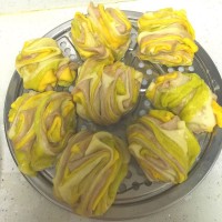 五彩蔬菜花卷的营养做法