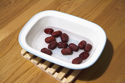 山药红枣粥步骤2