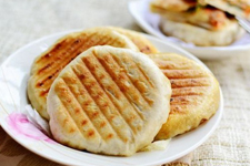 烙饼怎么做好吃，烙饼的3种做法