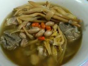 黄花菜排骨汤
