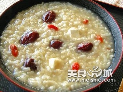 芡实茯苓粥