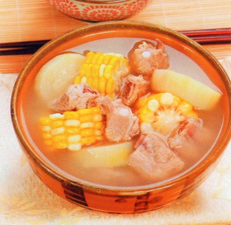 玉米节瓜煲排骨
