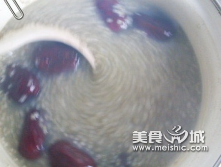 黑小米红枣粥的家常做法