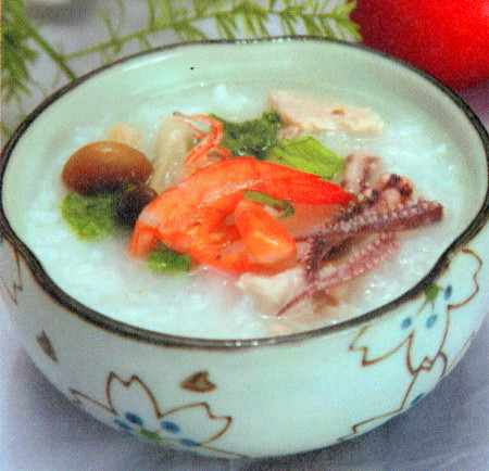猪肉鱿鱼虾粥