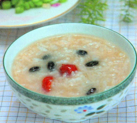 糯米红枣黑豆粥