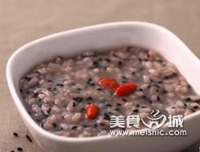 黑豆糯米粥的做法