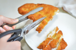 街头热卖小吃剪出来-----香酥鸡排的美味做法