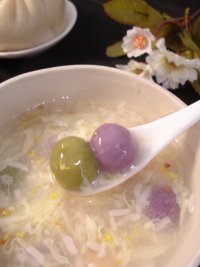酒酿蛋花煮元宵的10步制作方法