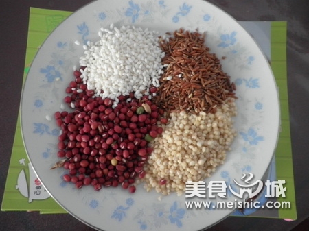 高粱米红豆粥的做法