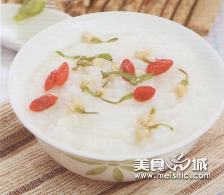 枸杞茉莉花粥