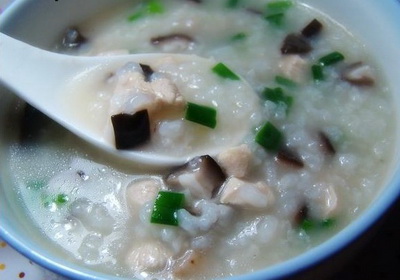 桃仁百台燕麦粥
