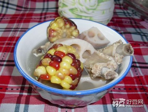莲藕玉米排骨汤