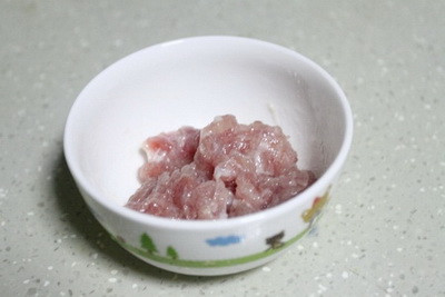 鲜虾瘦肉粥做法步骤2