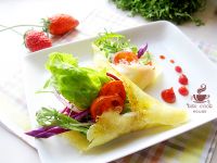 如何制作马苏里拉蔬菜沙拉卷