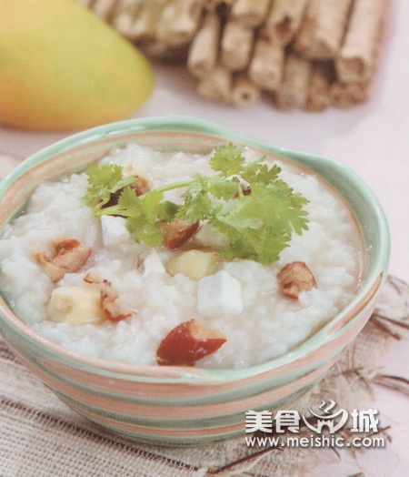 茯苓莲子粥