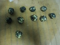 黑芝麻球怎么做？黑芝麻球的9步做法
