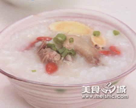 枸杞鸽粥