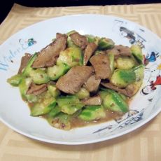 猪肝炒丝瓜的做法 猪肝炒丝瓜的做法