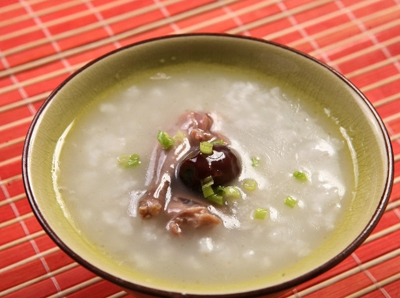 鹌鹑粥的做法