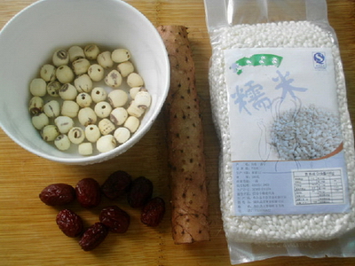 莲子山药糯米粥材料