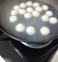 芋头肉馅元子的制作教程