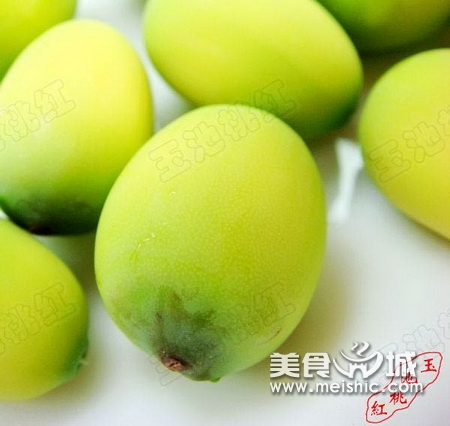 鲜莲子枸杞粥