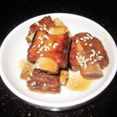 冰糖排骨的做法