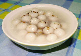 软糯香甜---桂花酒酿丸子的做法