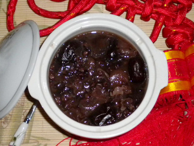 银耳黑米粥