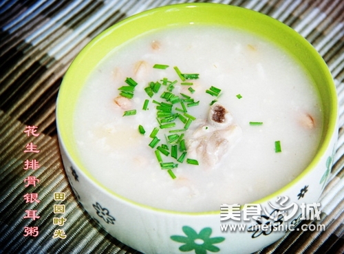 花生排骨银耳粥