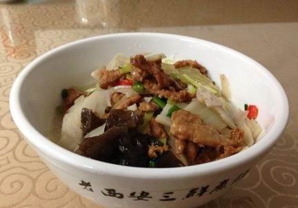 炒肉煮馍的做法