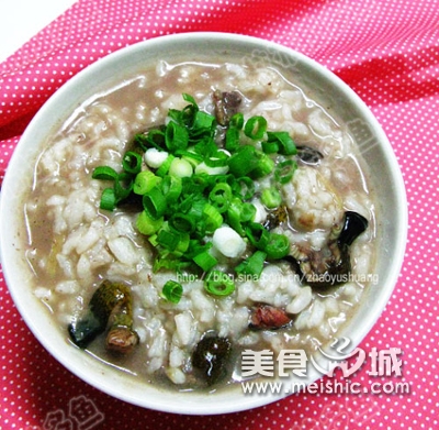 鱼肉口蘑粥的做法