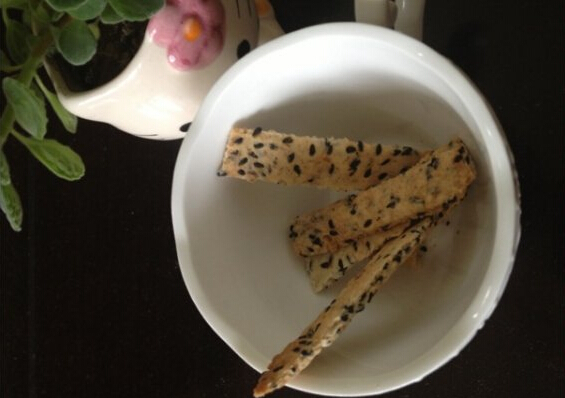 制作快捷又美味芝麻条
