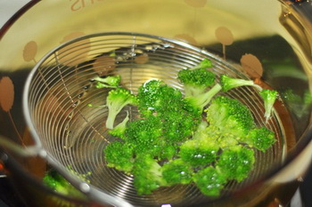 蔬菜油条粥做法步骤2