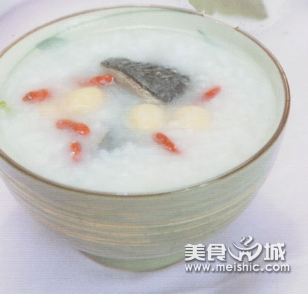 枸杞莲子乌鸡粥
