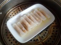如何制作水晶虾仁萝卜卷