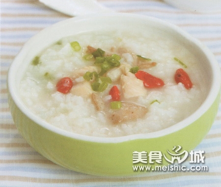 枸杞煲鸡粥