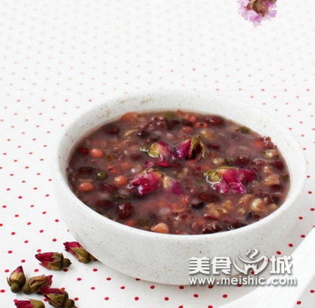 玫瑰薏米粥