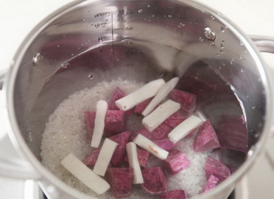 紫薯山药粥做法步骤3