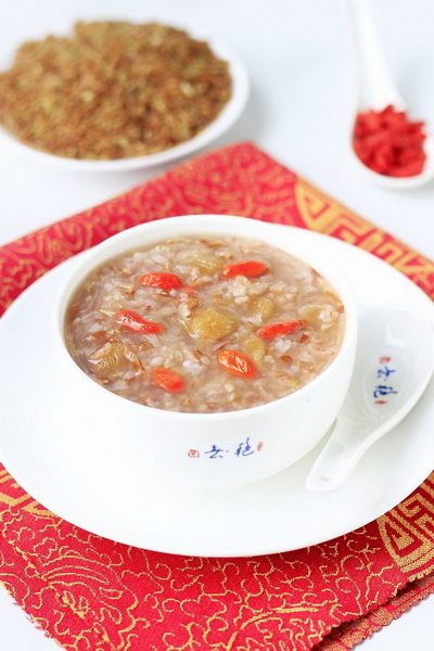红米桂圆粥