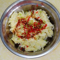 【解密舌尖美味】洋芋擦擦的做法与简介