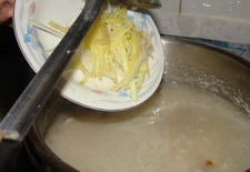 皮蛋瘦肉粥步骤6