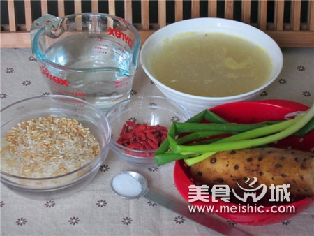 鸡汁枸杞山药粥原料