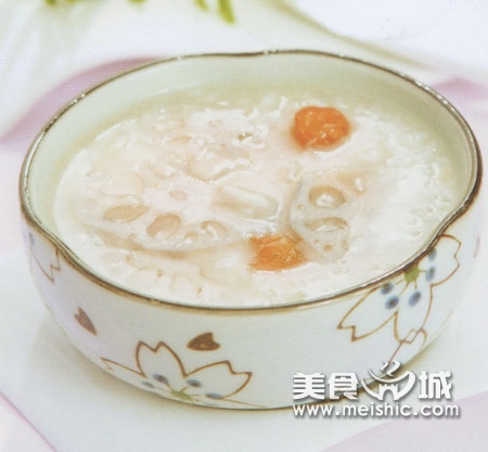 桂圆莲藕糯米粥