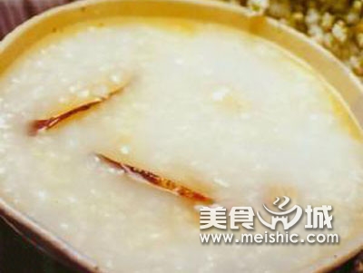 加味黄芪粥