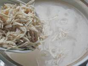 板栗鸡丝粥