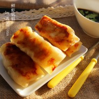 电饼铛如何制作鲜虾锅贴