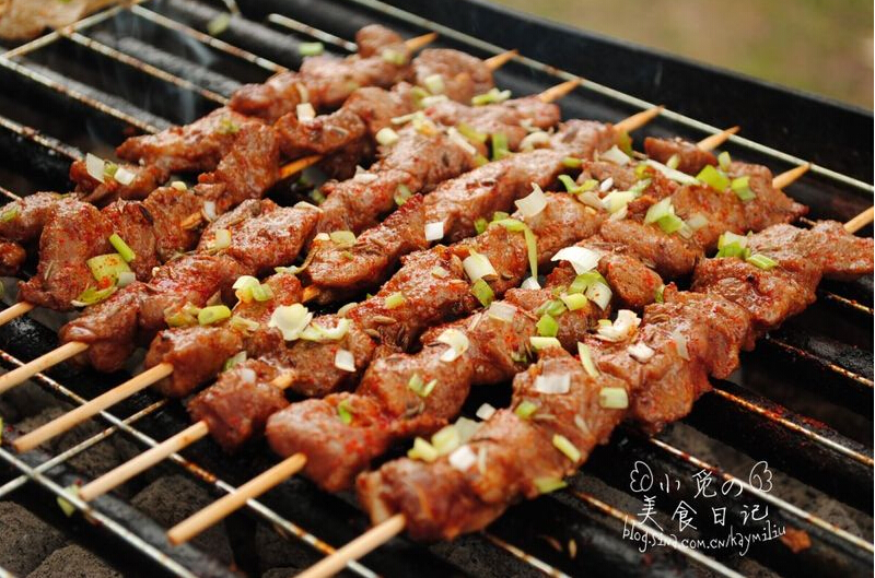 孜然羊肉串的步做法
