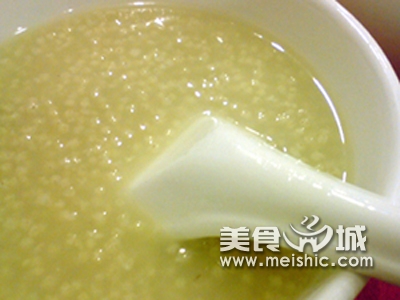 何首乌粟米粥