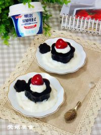 如何制作蜂蜜酸奶龟苓膏